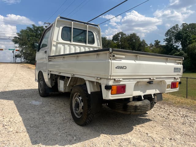 1996 Daihatsu Hijet JDM car for sale — photo 4 of 11
