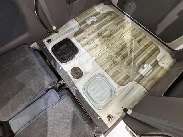 2001 Suzuki Every JDM car for sale — photo 21 of 25