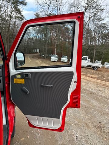 2000 Mitsubishi Minicab JDM car for sale — photo 13 of 22
