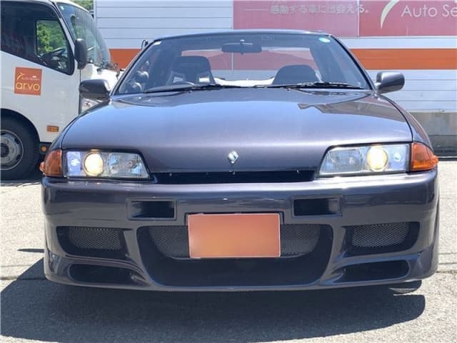 1992 Nissan Skyline JDM car for sale — photo 4 of 5