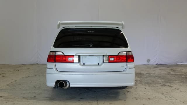 1998 Nissan Stagea JDM car for sale — photo 6 of 13