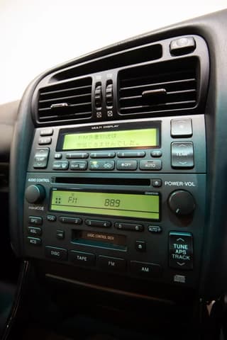 1999 Toyota Aristo JDM car for sale — photo 11 of 25