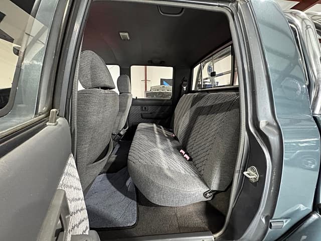 1994 Toyota Hilux JDM car for sale — photo 20 of 25