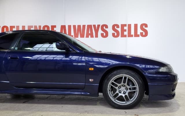 1995 Nissan Skyline JDM car for sale — photo 5 of 25