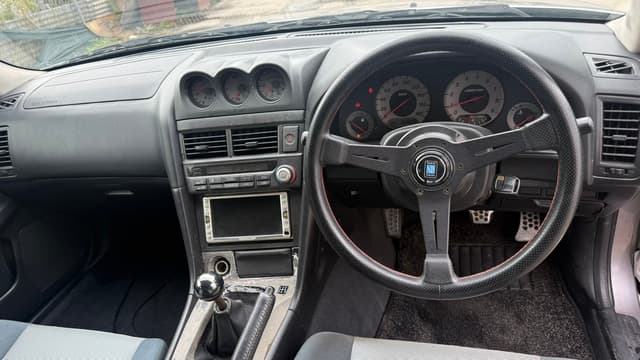 2000 Nissan Skyline JDM car for sale — photo 9 of 12
