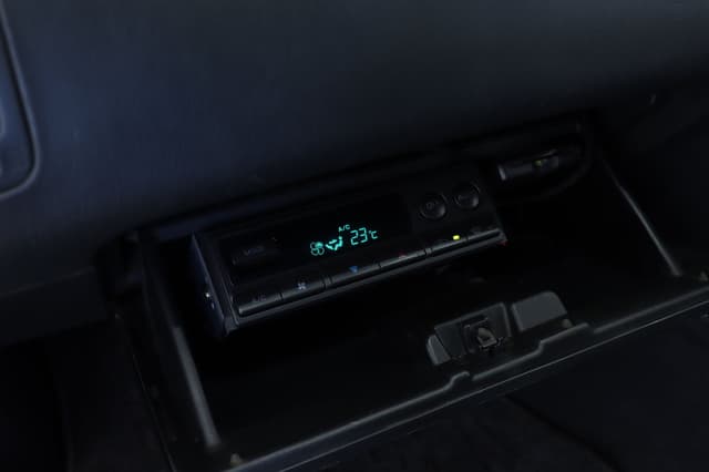 1997 Nissan Skyline JDM car for sale — photo 17 of 25