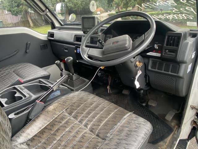 1995 Mitsubishi Delica JDM car for sale — photo 12 of 22