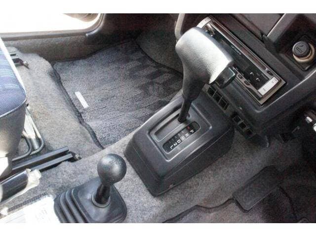 1996 Suzuki Jimny JDM car for sale — photo 16 of 20