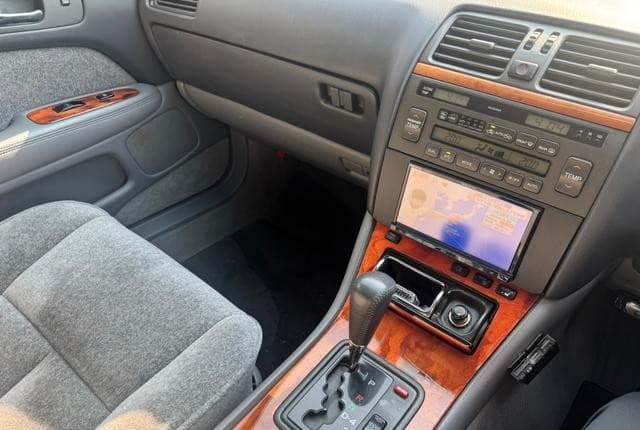 1999 Toyota Celsior JDM car for sale — photo 10 of 25