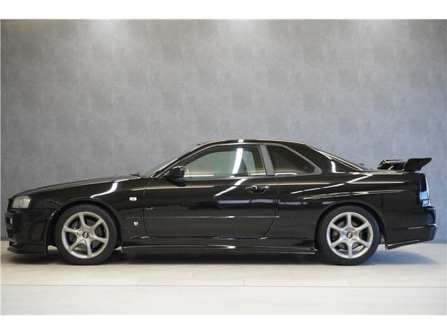 2001 Nissan Skyline JDM car for sale — photo 8 of 25