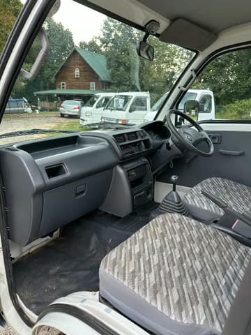1999 Daihatsu Hijet JDM car for sale — photo 9 of 22