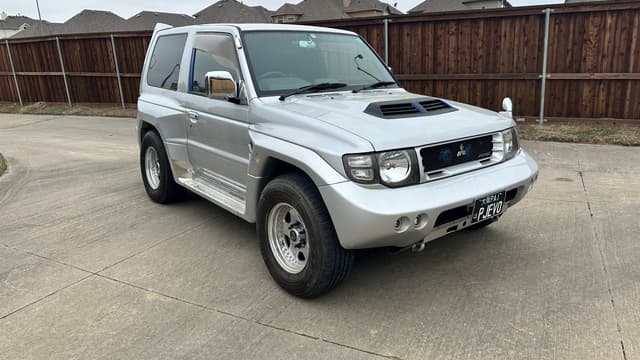 1998 Mitsubishi Pajero JDM car for sale — photo 7 of 25