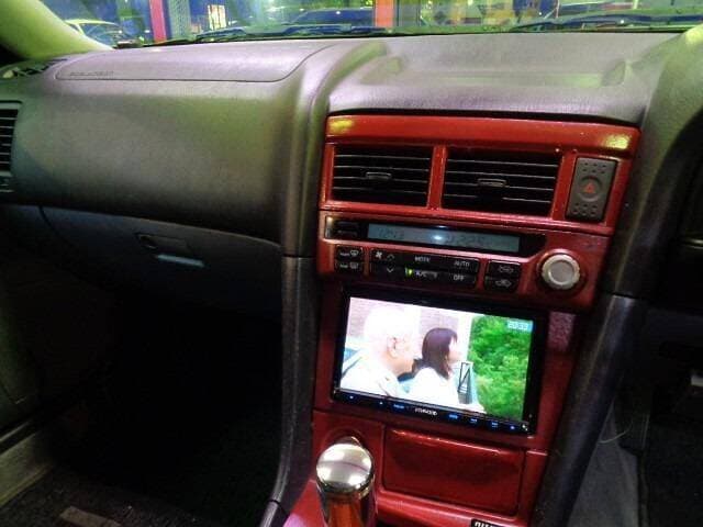 1998 Nissan Skyline JDM car for sale — photo 8 of 12