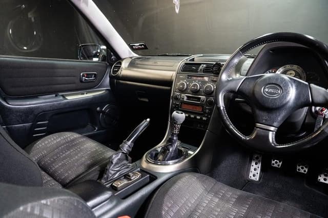 1999 Toyota Altezza JDM car for sale — photo 16 of 16