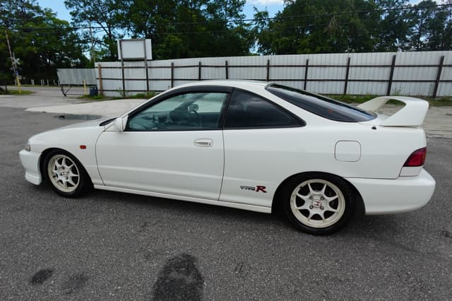 1997 Honda Integra JDM car for sale — photo 4 of 18