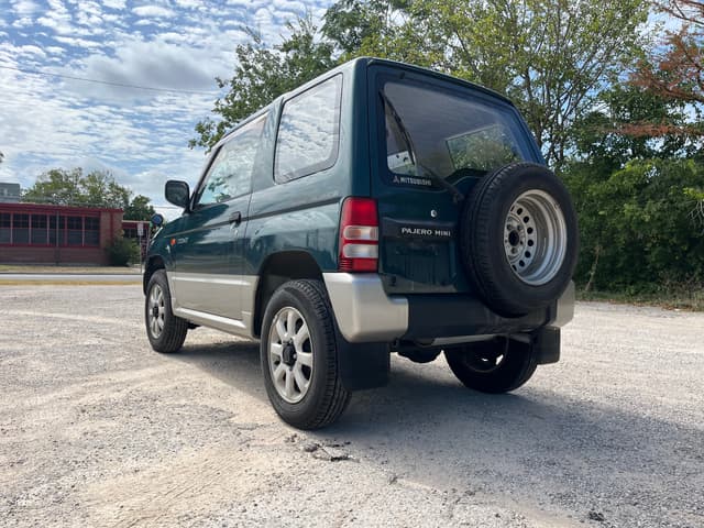 1995 Mitsubishi Pajero Mini JDM car for sale — photo 3 of 11