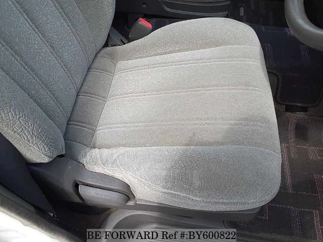 2000 Toyota Townace JDM car for sale — photo 7 of 8