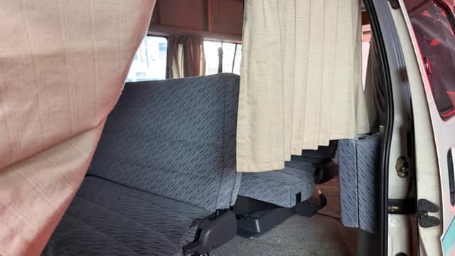 1995 Toyota HiAce JDM car for sale — photo 20 of 25