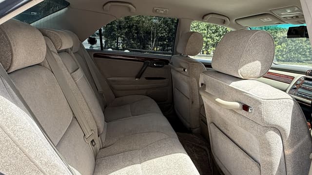 2000 Toyota Crown JDM car for sale — photo 11 of 13