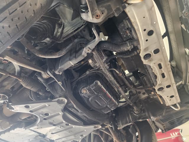2001 Toyota Crown JDM car for sale — photo 21 of 21