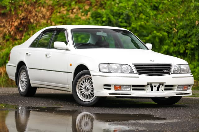 1996 Nissan Cima JDM car for sale — photo 11 of 25