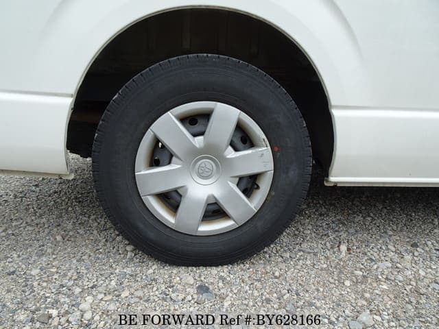 2009 Toyota HiAce JDM car for sale — photo 11 of 25