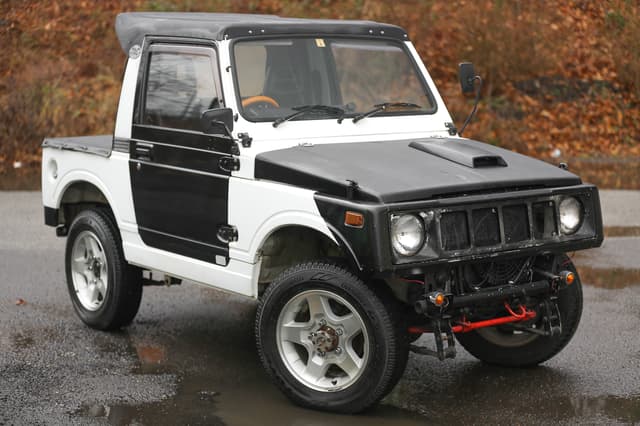 1989 Suzuki Jimny JDM car for sale — photo 2 of 10