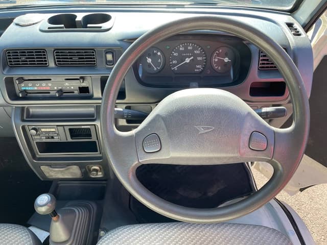 1999 Daihatsu Hijet JDM car for sale — photo 17 of 25