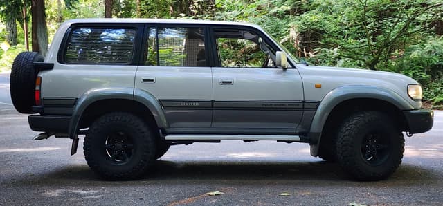 1995 Toyota Land Cruiser JDM car for sale — photo 5 of 25