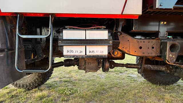 1996 Mitsubishi Canter JDM car for sale — photo 11 of 25