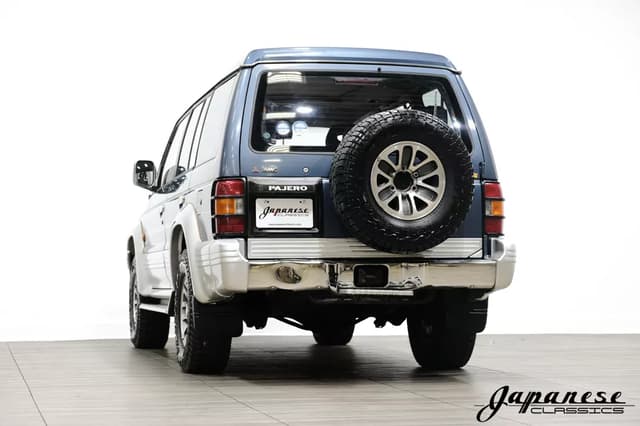 1991 Mitsubishi Pajero JDM car for sale — photo 8 of 25