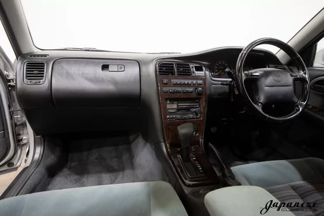 1994 Toyota Cresta JDM car for sale — photo 9 of 25