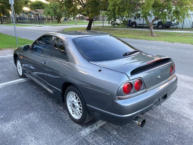 1994 Nissan Skyline JDM car for sale — photo 20 of 21