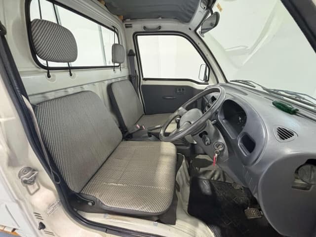 1998 Daihatsu Hijet JDM car for sale — photo 10 of 23