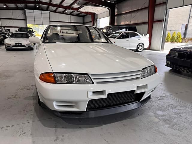 1994 Nissan Skyline JDM car for sale — photo 9 of 25