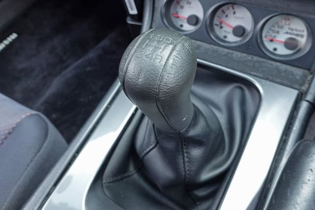 1999 Nissan Stagea JDM car for sale — photo 24 of 25