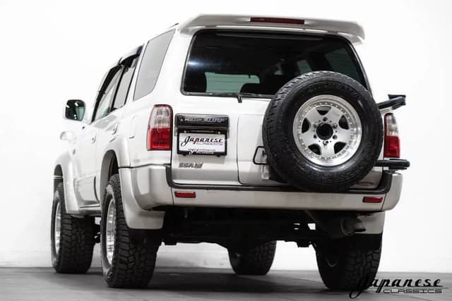 2000 Toyota Hilux Surf JDM car for sale — photo 6 of 25
