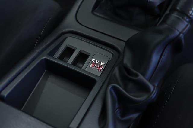 1998 Nissan Skyline JDM car for sale — photo 20 of 25