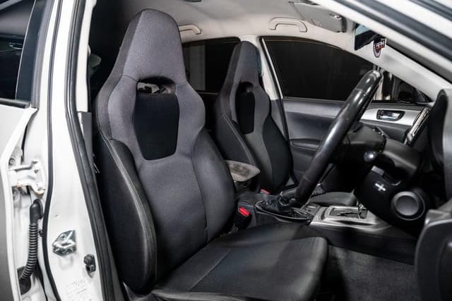 2008 Subaru Impreza JDM car for sale — photo 16 of 18