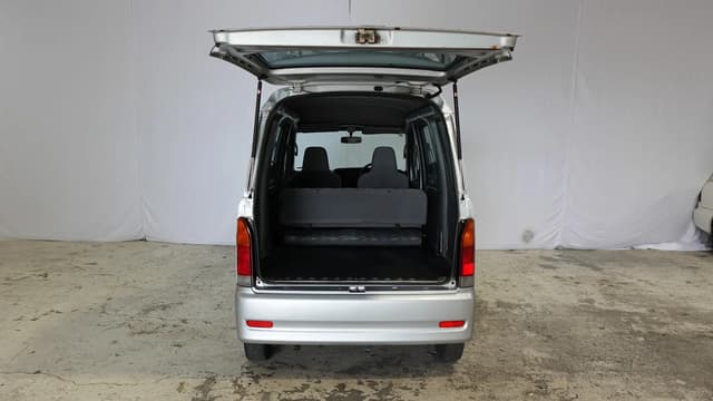 2001 Daihatsu Hijet JDM car for sale — photo 6 of 13