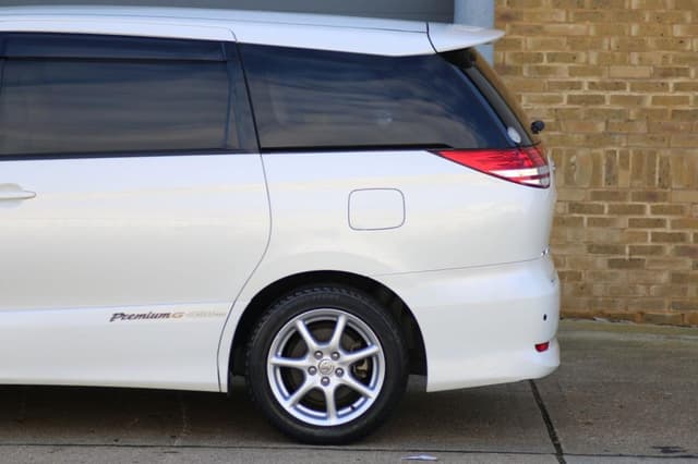 2007 Toyota JDM car for sale — photo 12 of 25