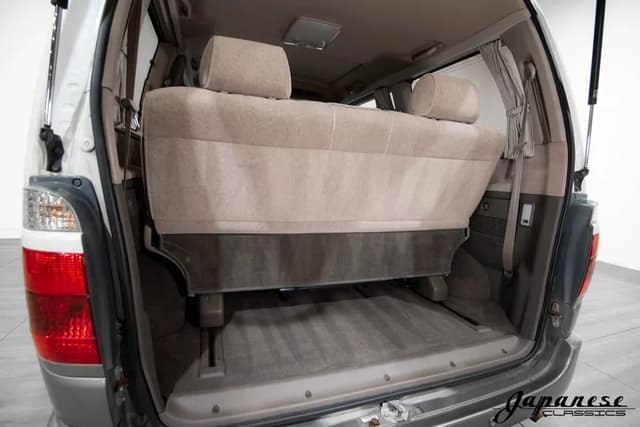 2000 Toyota Grand Hiace JDM car for sale — photo 24 of 25