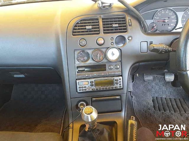 1995 Nissan Skyline JDM car for sale — photo 9 of 13