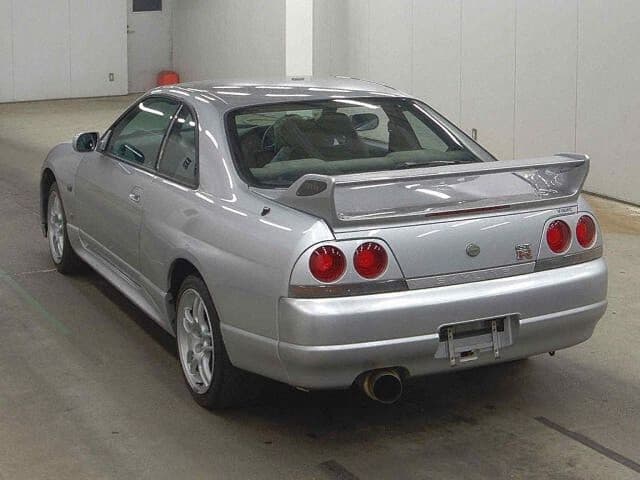 1995 Nissan Skyline JDM car for sale — photo 2 of 6