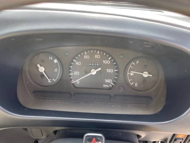 1998 Daihatsu Hijet JDM car for sale — photo 18 of 25