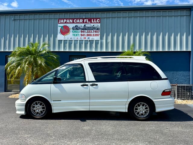1998 Toyota Estima JDM car for sale — photo 4 of 23
