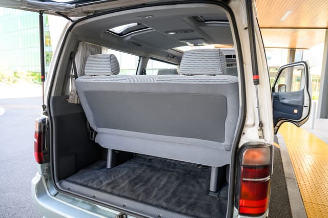 1994 Toyota HiAce JDM car for sale — photo 16 of 24