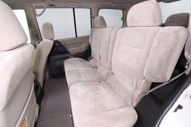 2000 Mitsubishi Pajero JDM car for sale — photo 20 of 25