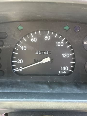 1996 Daihatsu Hijet JDM car for sale — photo 3 of 25