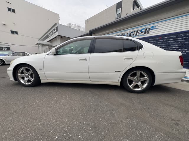 2001 Toyota Aristo JDM car for sale — photo 6 of 25